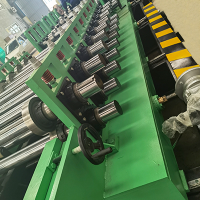 电缆桥架成型机的施工准备